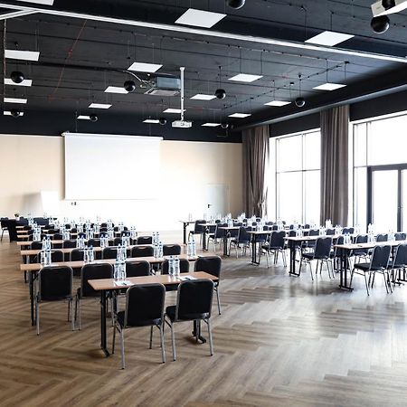 Citi Hotel'S Warszawa-Falenty Raszyn Exteriör bild