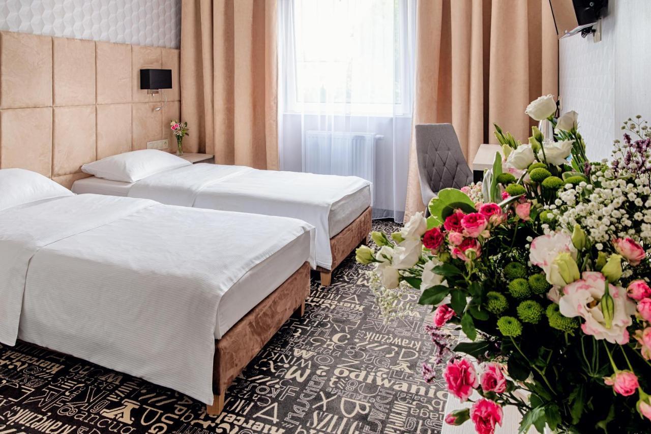 Citi Hotel'S Warszawa-Falenty Raszyn Exteriör bild